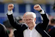 Deschamps elogia França e explica saída de Mbappé: 'Sentiu um pouco de dor'