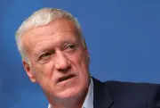 Deschamps se despede da França com homenagem da imprensa após 14 anos