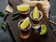 Dia Internacional da Tequila: aprenda o ritual com sal e limão