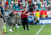 Diniz cita desgaste físico após empate do Corinthians com Bahia