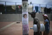 Diáspora venezuelana busca desaparecidos após terremoto que matou 2.295