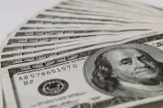 Dólar recua com apetite por risco e intervenção no iene