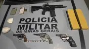 Drogas, fuzil e revólveres apreendidos em Curvelo; dois presos