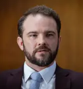 Durigan prevê novo auxílio para setores atingidos por tarifaço