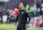 Eduardo Barros critica início e erros em empate do Cuiabá com São Bernardo