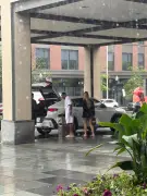 Endrick deixa hotel nos EUA e embarca para Madri após eliminação do Brasil na Copa