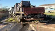 Engavetamento com 11 veículos interdita SP-225 e deixa 5 feridos em Jaú