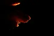 Espanha declara emergência nacional por incêndios florestais; 10 mil evacuados