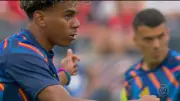Espanha vence Áustria por 3 a 0 e avança na Copa do Mundo