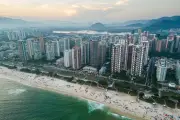 Estrangeiros compram cada vez mais imóveis no Brasil; entenda