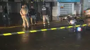 Estudante é arrastada por carro durante assalto em Porto Alegre