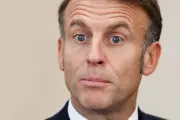 Explosões em Damasco durante visita de Macron à Síria