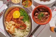 Feijoada é o prato quente mais buscado no Google; delivery em SP tem opções