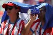 Fifa ignora calor extremo e França vence Paraguai em jogo sofrido na Filadélfia