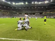Figueirense vence Santa Cruz e mantém esperanças na Série C
