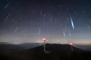 Fim de julho terá Lua Cheia e pico de duas chuvas de meteoros no Brasil