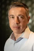 Financeira da Riachuelo aposta em crédito consignado para crescer