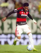 Flamengo monitorava joelho de Plata desde volta da Copa; lesão não é grave
