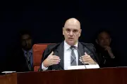 Flávio Dino fragiliza imagem de moderado ao criticar Moraes, dizem ministros do STF