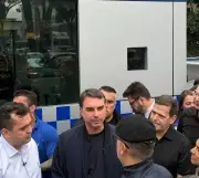 Flávio irrita PL do Rio com visita a aliados de Paes sem alinhamento