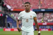 França busca terceira final consecutiva de Copa do Mundo contra Espanha
