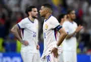 França reformula ataque após derrota para Espanha e briga por vaga na final