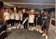 Fredy Guarín visita Vasco na Colômbia antes de duelo pela Sul-Americana