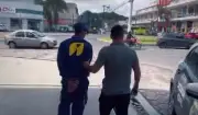 Frentista preso em Niterói por suspeita de desvio de combustível em posto
