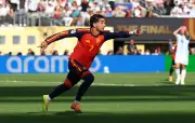 Futuro de Ferran Torres: Barcelona recusa venda e espera iniciativa do jogador