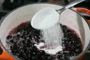 Geleia de jabuticaba: receita fácil em 6 etapas