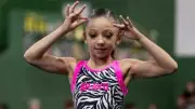 Ginasta de 10 anos viraliza com recuperação na trave e recebe elogios de Dani Hypólito