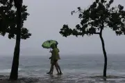 Granizo e chuva forte no Sudeste; frio chega ao Sul do Brasil