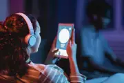 Gravadoras propõem selo especial para músicas feitas por IA