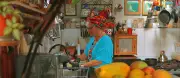 Guardiã da Bala de Banana: Chef Karla Manfredini transforma doce em 46 receitas