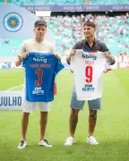 Guido Herrera é apresentado no Bahia e elenco chega a nove estrangeiros