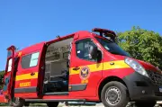 Homem morre ao cair de estrutura metálica em escola em Nova Serrana