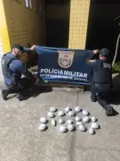 Homem preso com mais de 1,5 mil porções de drogas em ônibus em Sapucaia
