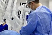 Hospital Santa Júlia realiza primeiras cirurgias robóticas com Da Vinci X em Manaus