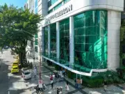 Ibovespa cai leve no 2º semestre; dólar volta a R$ 5,20