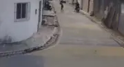 Idoso baleado no pescoço ao tentar impedir roubo da moto do neto em Goiana