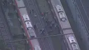 Incêndio em trem da Linha 11-Coral provoca caos no transporte de SP