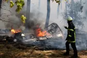 Incêndios na França e Espanha forçam fuga de milhares e levam a pedido de ajuda à UE