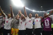 Inglaterra de Tuchel mostra resiliência e avança na Copa 2026