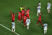 Ingleses acusam Fifa de favorecer Argentina e falam em semifinal 'armada'