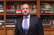 Interino no RJ, Ricardo Couto quer cortar R$ 5 bilhões e extinguir secretarias
