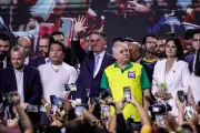 Izalci desiste de esperar Michelle e lança pré-candidatura à Câmara