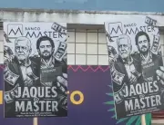 Jaques Wagner é vaiado na Bahia com cartazes 'Jaques do Master'