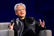 Jaqueta de couro de Jensen Huang, CEO da Nvidia, vai a leilão por até R$ 330 mil