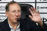 John Textor é condenado na Inglaterra a pagar R$500 milhões
