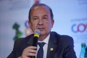 Jorginho Mello vence ação na Justiça contra página 'Bolsonaristas SC'